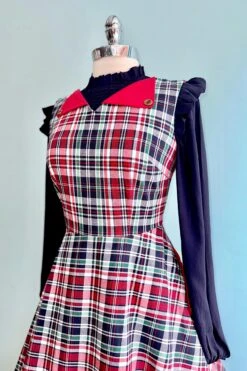 Boat Day Dress In Navy Plaid By Banned 8 Boat Day Dress In Navy Plaid By Banned -MODERN MILLIE Shop 00FBFE78 80BA 48CF A765 95976926D016