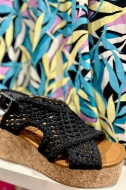 Andrea Sandals In Black By Blowfish -MODERN MILLIE Shop 01AEDDC6 5696 4866 8565 E4278AD84ABD