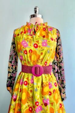 Mod Flowers And Insects Carly Midi Dress By Miss Lulo -MODERN MILLIE Shop 01FFA98A 89AA 4D11 8D22 676190E6E829