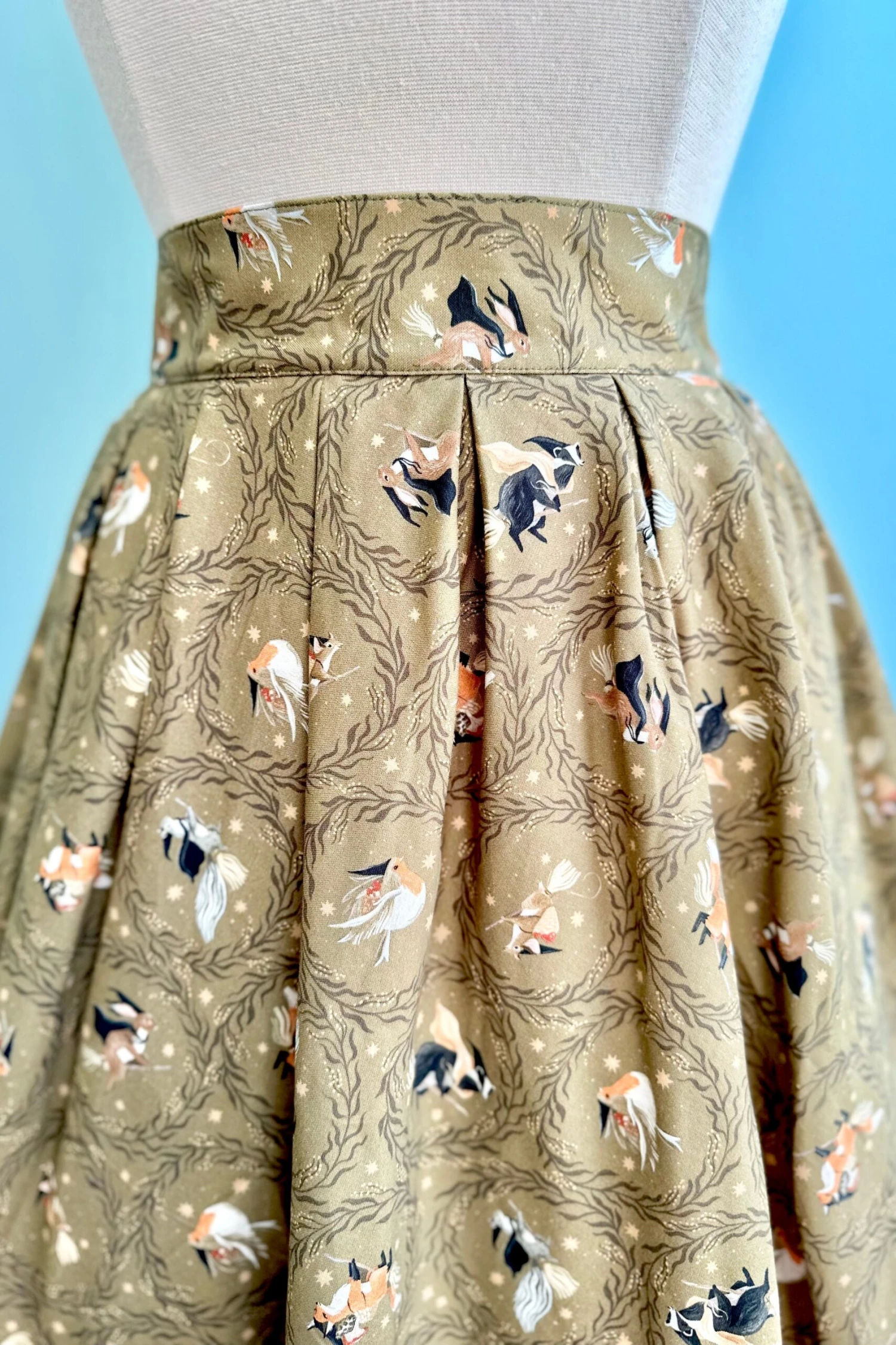 Flying Animals Doris Skirt by Retrolicious Flying Animals Doris Skirt By Retrolicious -MODERN MILLIE Shop 04879342 3D60 4ED9 8E8E 040C46F1406D scaled