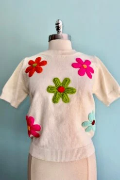 Ivory Short Sleeve Sweater With Embroidered Flowers