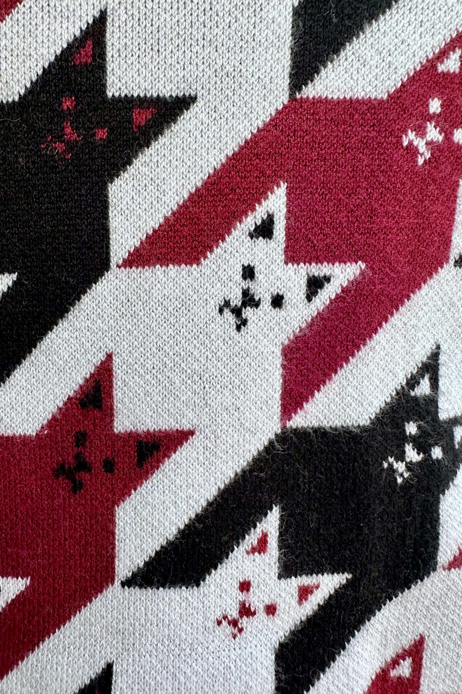 Burgundy and Black Cat Short Sleeve Sweater Burgundy And Black Cat Short Sleeve Sweater -MODERN MILLIE Shop 0DDA469B FC4C 4932 A2B1 3279E9895E84 scaled