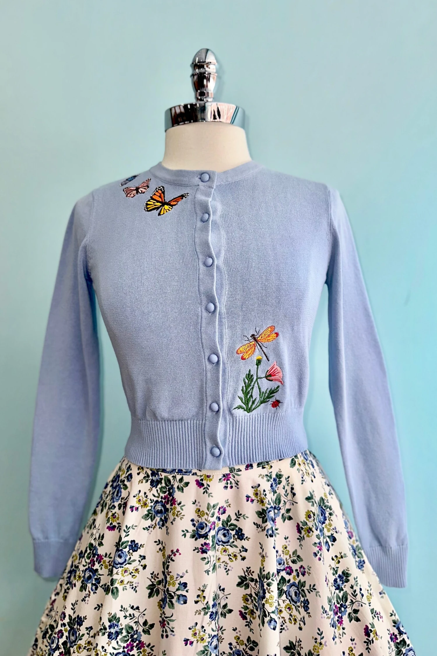 Wild Flower Circle Skirt by Banned Wild Flower Circle Skirt By Banned -MODERN MILLIE Shop 0F8D22BC 2170 4874 A787 A5EF49A6C6AA scaled