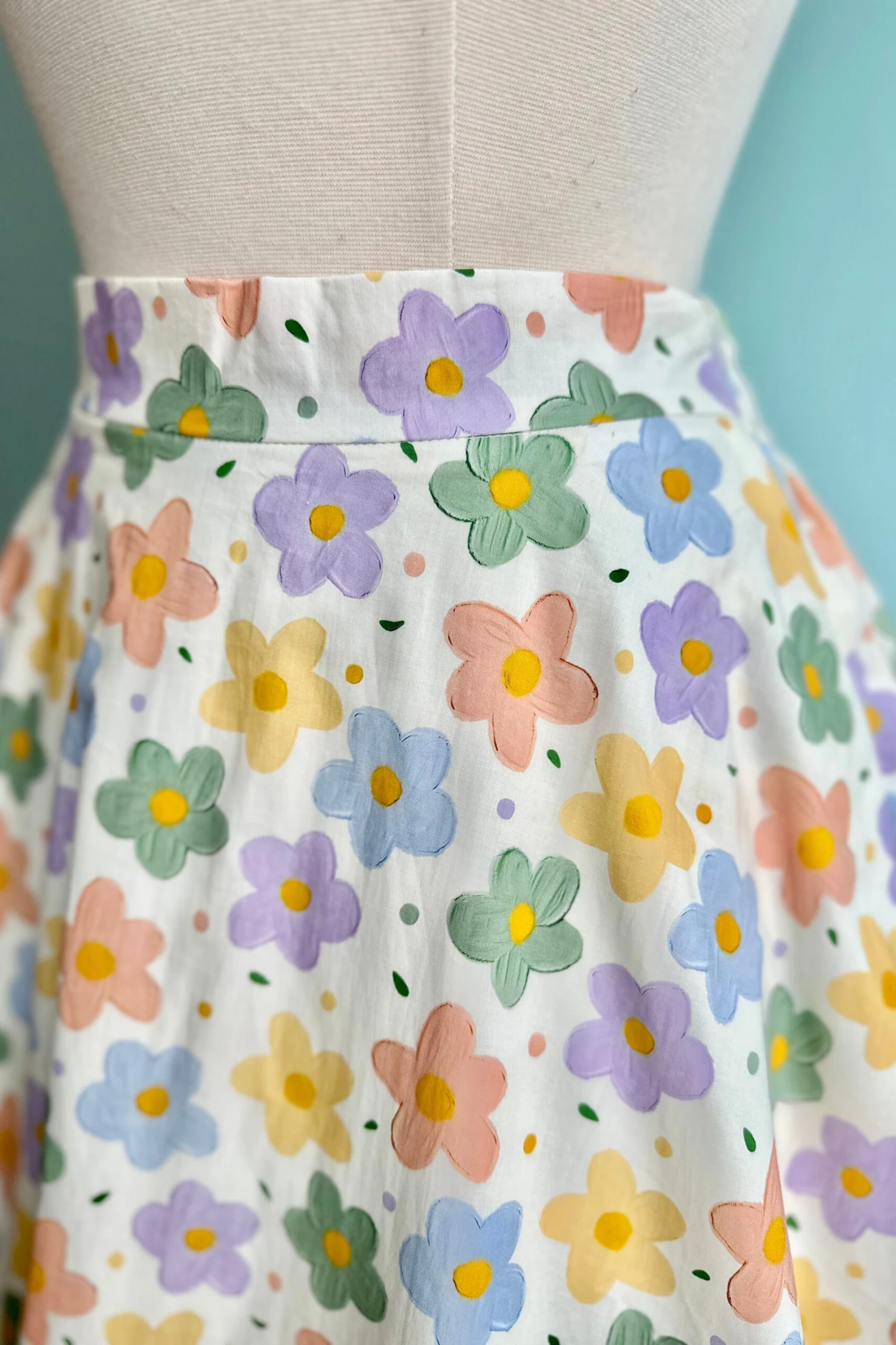 Pastel Floral Print Full Skirt by Tulip B. Pastel Floral Print Full Skirt By Tulip B. -MODERN MILLIE Shop 11218EDE D07D 4DDB AC8D 51F11D1824F5 scaled