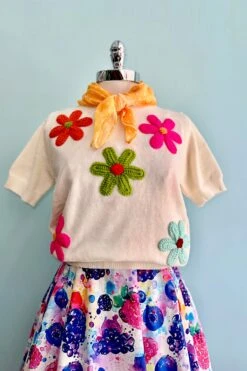 Ivory Short Sleeve Sweater With Embroidered Flowers 7 Ivory Short Sleeve Sweater With Embroidered Flowers -MODERN MILLIE Shop 121C6E98 479C 4BCD AC84 AFCF703AF538