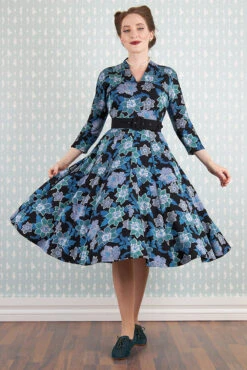 Hasia-Lee Blue Floral Knit Dress By Miss Candyfloss 5 Hasia-Lee Blue Floral Knit Dress By Miss Candyfloss -MODERN MILLIE Shop 1263str flo studio 4