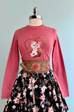 Kitty Love Letter Sweater In Pink By Voodoo Vixen 4 Kitty Love Letter Sweater In Pink By Voodoo Vixen -MODERN MILLIE Shop 1467AD9F D9A7 47A2 9701 1A8102DB82FB