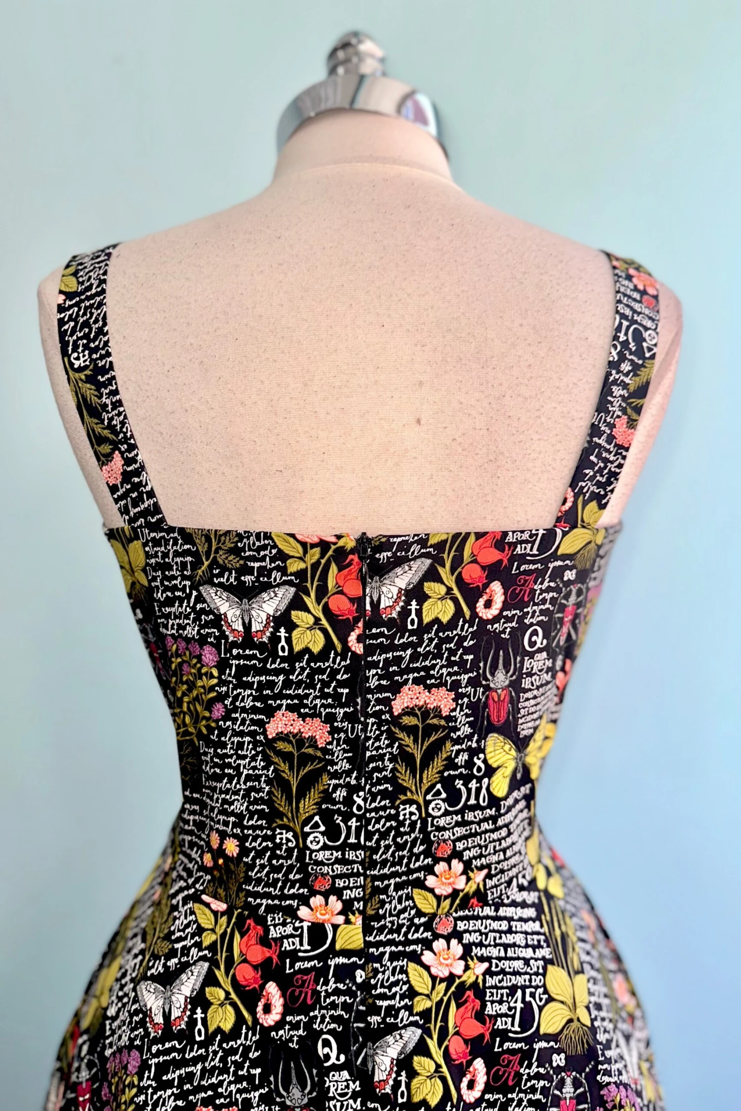 Botanical Butterfly Longer Length Fold-Over Dress by Eva Rose Botanical Butterfly Longer Length Fold-Over Dress By Eva Rose -MODERN MILLIE Shop 177101E2 90FB 4B11 8143 2599FA10109F scaled