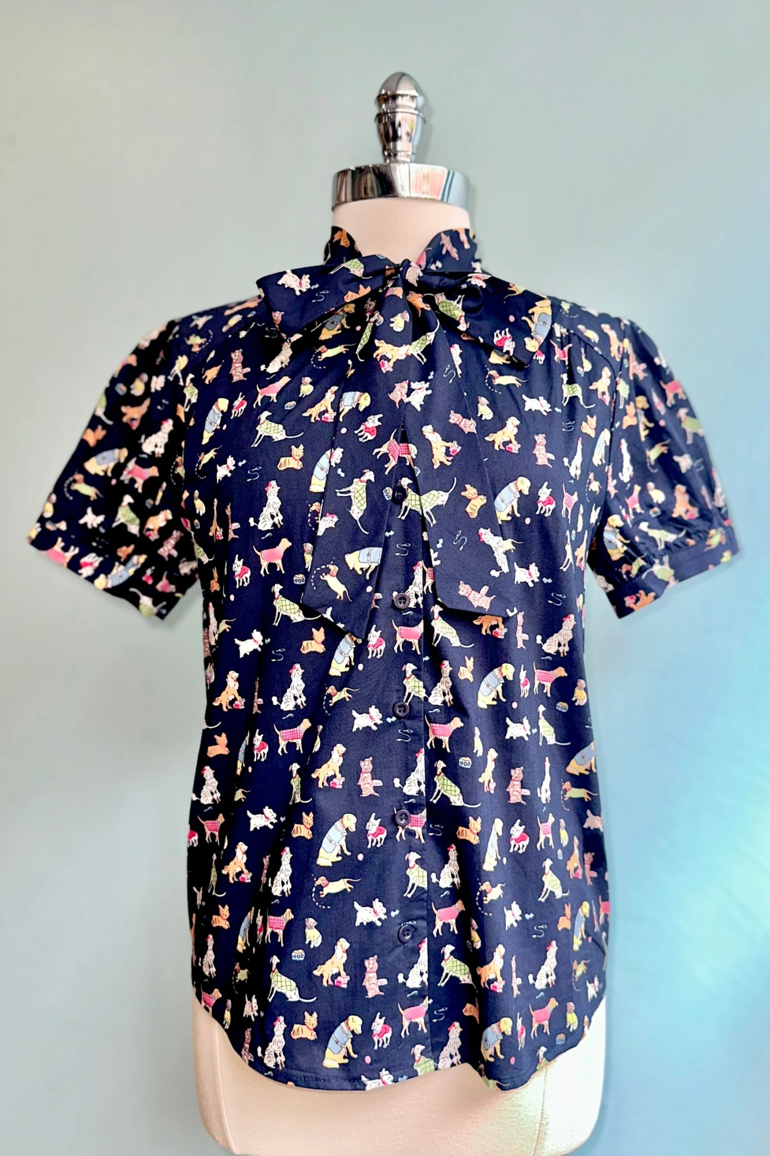 Navy Dogs Short Sleeve Top by Tulip B. Navy Dogs Short Sleeve Top By Tulip B. -MODERN MILLIE Shop 1BCD0976 7653 447F B14B C7226FD8B679 scaled