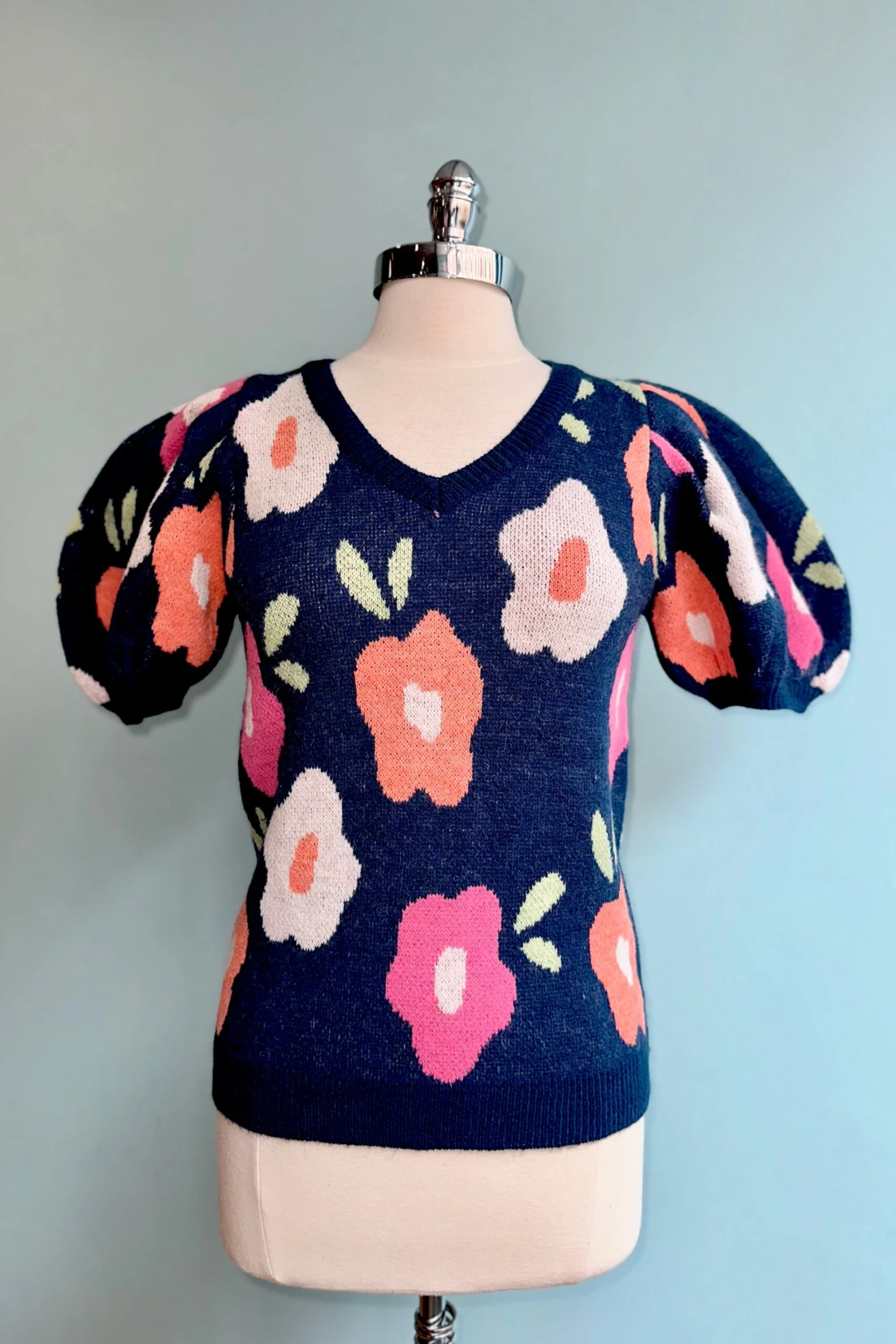 Navy Floral Puff Sleeve Sweater Navy Floral Puff Sleeve Sweater -MODERN MILLIE Shop 1C91233D 05A6 4143 9FE7 44C9568F0C4D scaled
