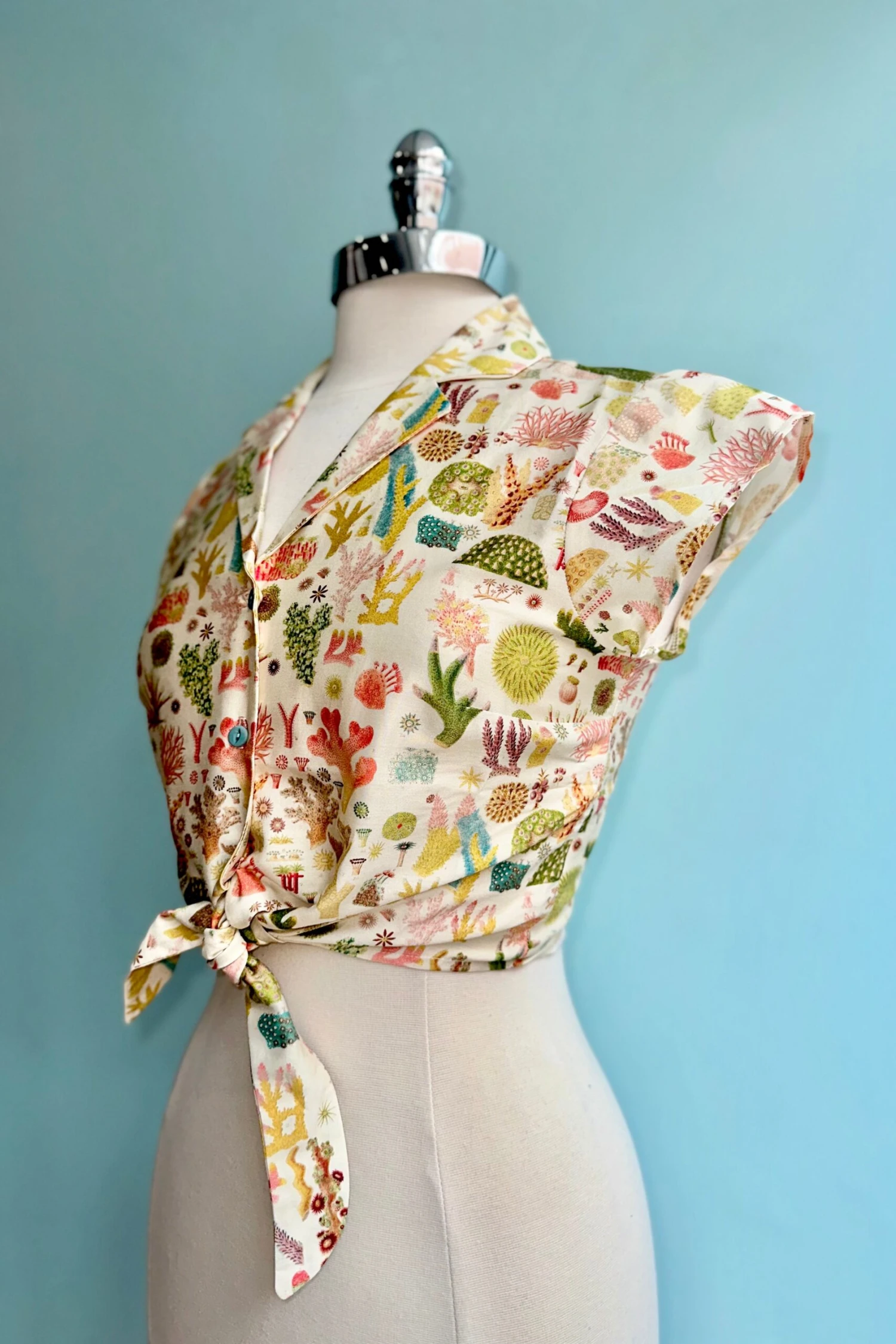 Cream Coral Reef Peggy Top by Palava x Natural History Museum Cream Coral Reef Peggy Top By Palava X Natural History Museum -MODERN MILLIE Shop 1D2E2E67 F311 4385 ABD3 DAB2713EF4AC scaled