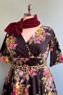 Verona Black Floral Valentina Dress By Retrospec'd 6 Verona Black Floral Valentina Dress By Retrospec'd -MODERN MILLIE Shop 1EDD0356 F5BF 4A1D 9FE0 22FECBD6D734