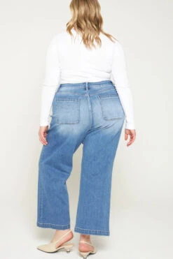Patch Pocket Cropped Wide Leg Jeans By Mica Denim -MODERN MILLIE Shop 1f874cb1405ee243f925c432b41fadc0126c6ca8d316e158e9cba80ae865a871