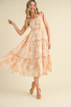 Amber And White Toile Smocked Midi Dress -MODERN MILLIE Shop 21034123 07681930 7f0c 4a99 9e5d 784025335ff1