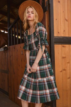 Green Plaid Square Neck Midi Dress -MODERN MILLIE Shop 21446461 50b35151 cb8a 4235 8cf1 22785471f4cd