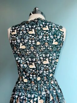 Sitting Deer Midi Dress By Retrolicious -MODERN MILLIE Shop 263A7B46 9627 42CC 92E3 81B30271FEAB