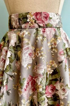 Grey Floral Circle Skirt By Heart Of Haute -MODERN MILLIE Shop 2E87E990 68BD 4BB2 9B36 4A781BFE5BC3