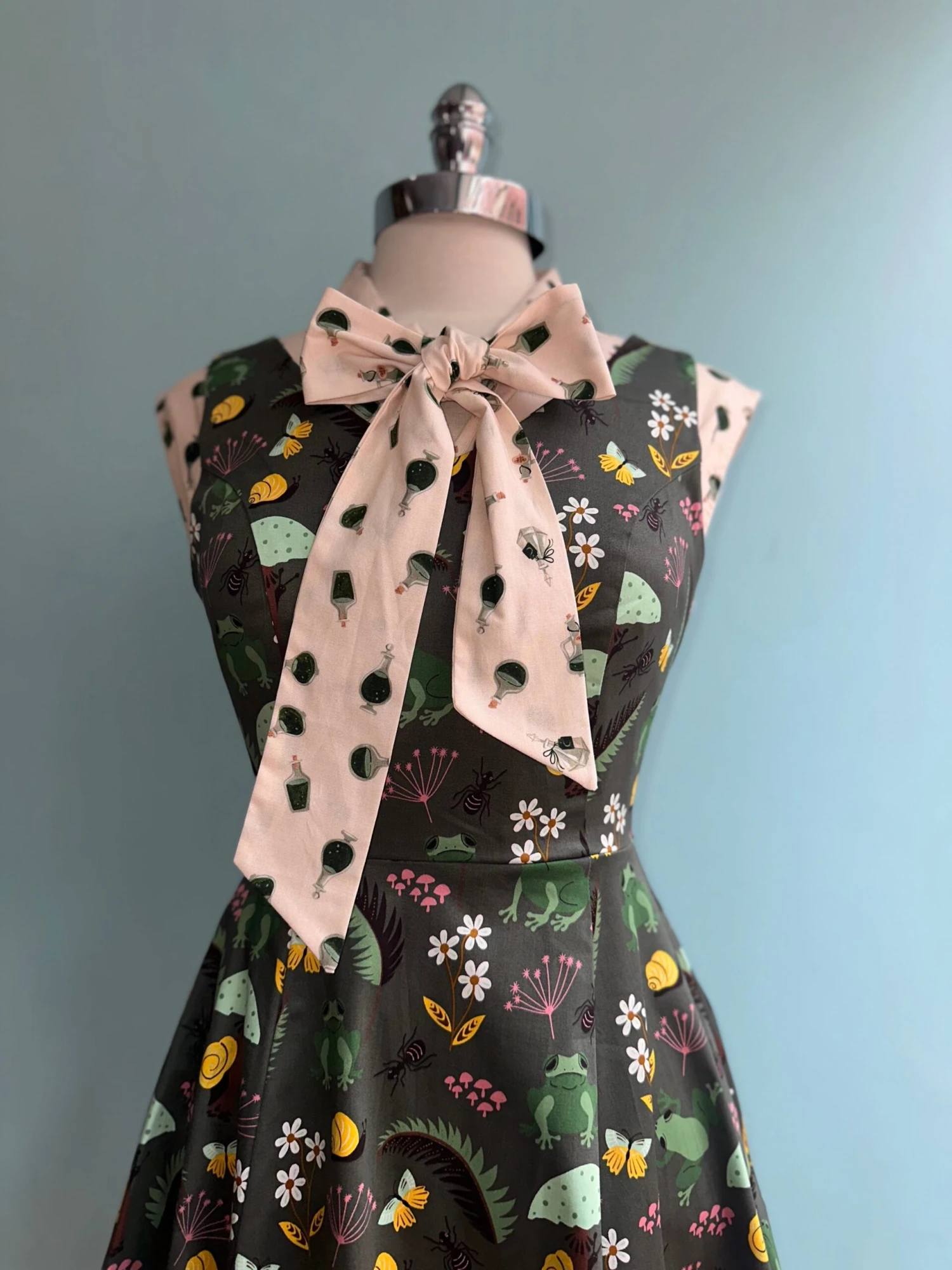 Potion Bottle Bow Top by Retrolicious Potion Bottle Bow Top By Retrolicious -MODERN MILLIE Shop 2ED9C556 61BB 4841 9148 D9D92DFF804B scaled