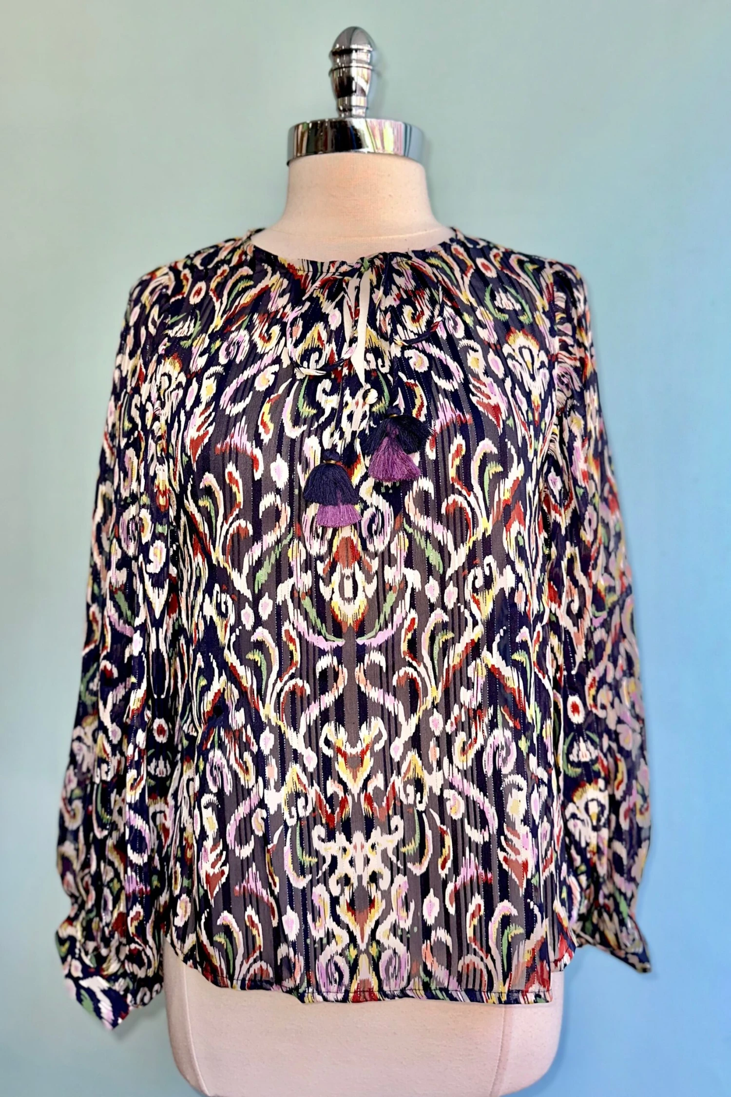 Navy Printed Balloon Sleeve Blouse by Molly Bracken Navy Printed Balloon Sleeve Blouse By Molly Bracken -MODERN MILLIE Shop 309CA675 D9F6 4E73 8F78 885584A9A2AB scaled