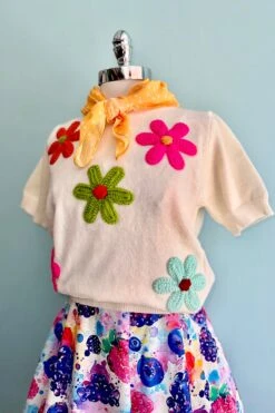 Ivory Short Sleeve Sweater With Embroidered Flowers 9 Ivory Short Sleeve Sweater With Embroidered Flowers -MODERN MILLIE Shop 316437AA 9520 43E7 9408 5CAA9658D139