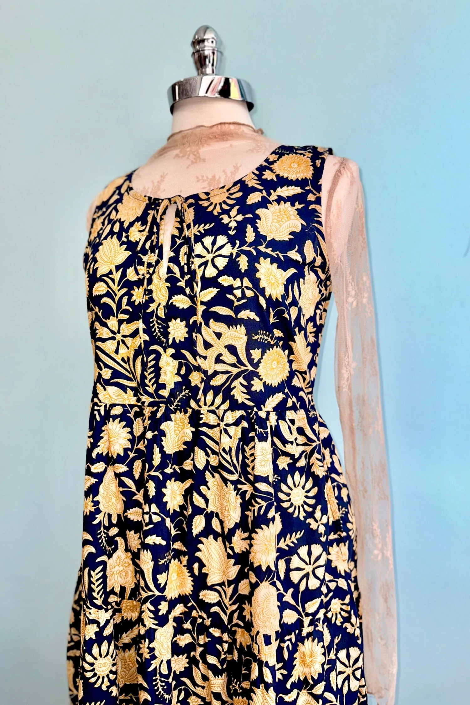 Navy Botanical Thais Tiered Midi Dress by Mata Traders Navy Botanical Thais Tiered Midi Dress By Mata Traders -MODERN MILLIE Shop 344B4F9D 55B9 43E0 B084 CDFDB798CEE5 scaled