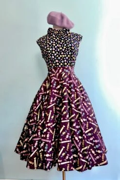 Kitty Conversation Hearts Bow Top By Retrolicious 6 Kitty Conversation Hearts Bow Top By Retrolicious -MODERN MILLIE Shop 372826BF 4034 4D70 9F55 373B66DD0D37