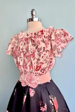 Red Roses Carolyn Skirt By Dolly & Dotty -MODERN MILLIE Shop 3A249350 0FF6 4D46 BFCE 05622D53D2A4