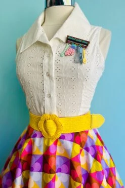 Pink Geometric Daisy Circle Skirt By Heart Of Haute -MODERN MILLIE Shop 47EC36A8 0F3B 4D84 91F0 A9143E3B3F96