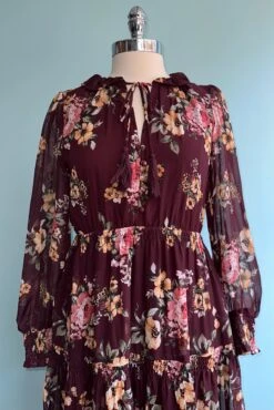 Tie Front Floral Maxi Dress In Burgundy -MODERN MILLIE Shop 4837D70B 3A0D 4578 8168 F379D6EDFB77