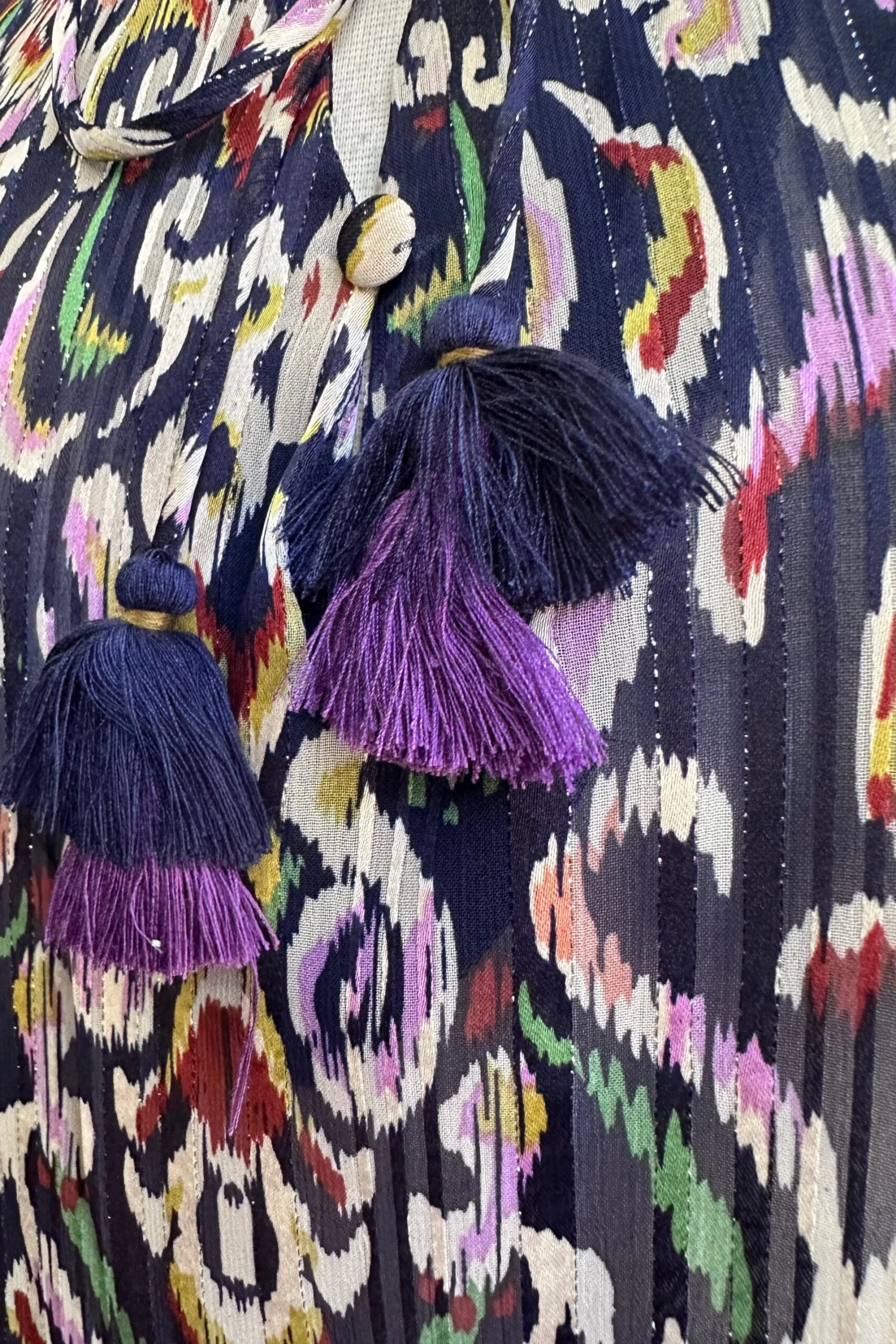 Navy Printed Balloon Sleeve Blouse by Molly Bracken Navy Printed Balloon Sleeve Blouse By Molly Bracken -MODERN MILLIE Shop 48CC5BF6 B782 417B 875E 44D310CA162F scaled