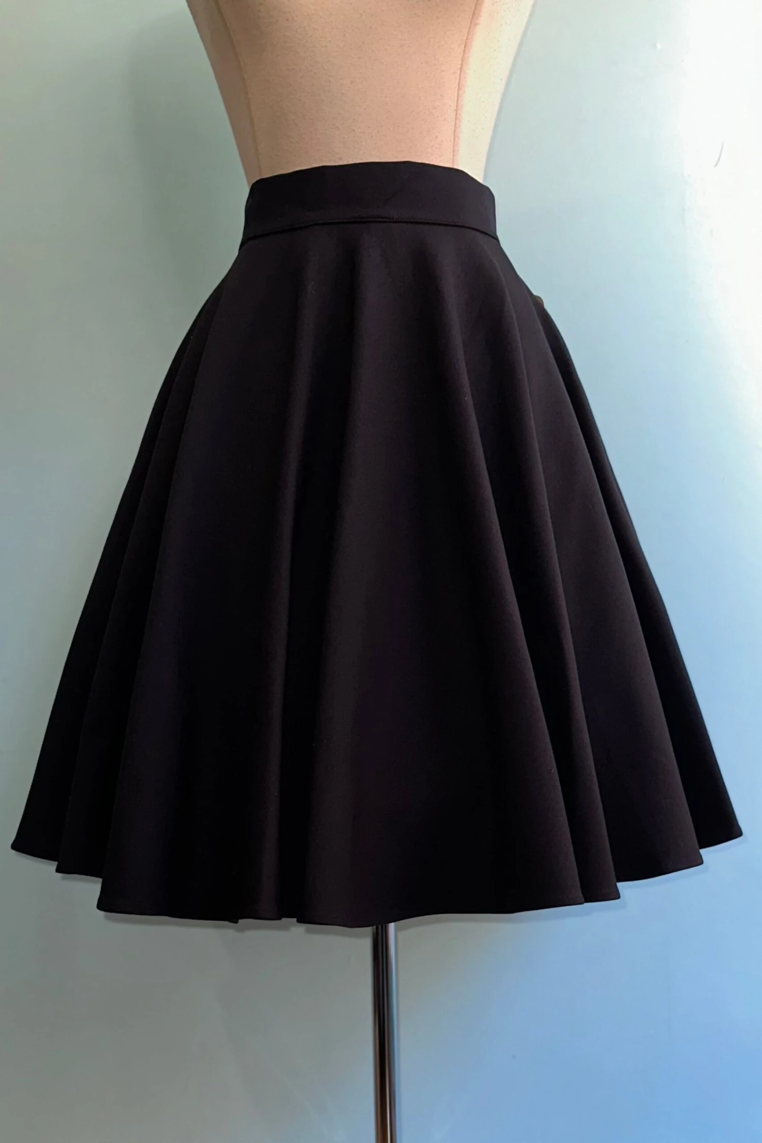 Black Circle Skirt by Heart of Haute Black Circle Skirt By Heart Of Haute -MODERN MILLIE Shop 4AED079F EC59 4CD3 AC08 E912B31EF5D9 scaled