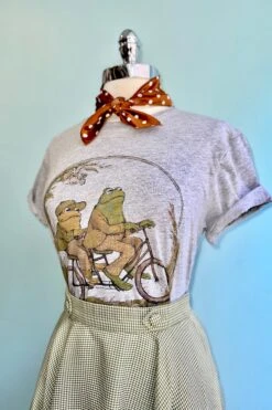 Frog And Toad T-Shirt In Grey -MODERN MILLIE Shop 4CAE5C37 385C 4E7A 93B4 28E0DB22D907