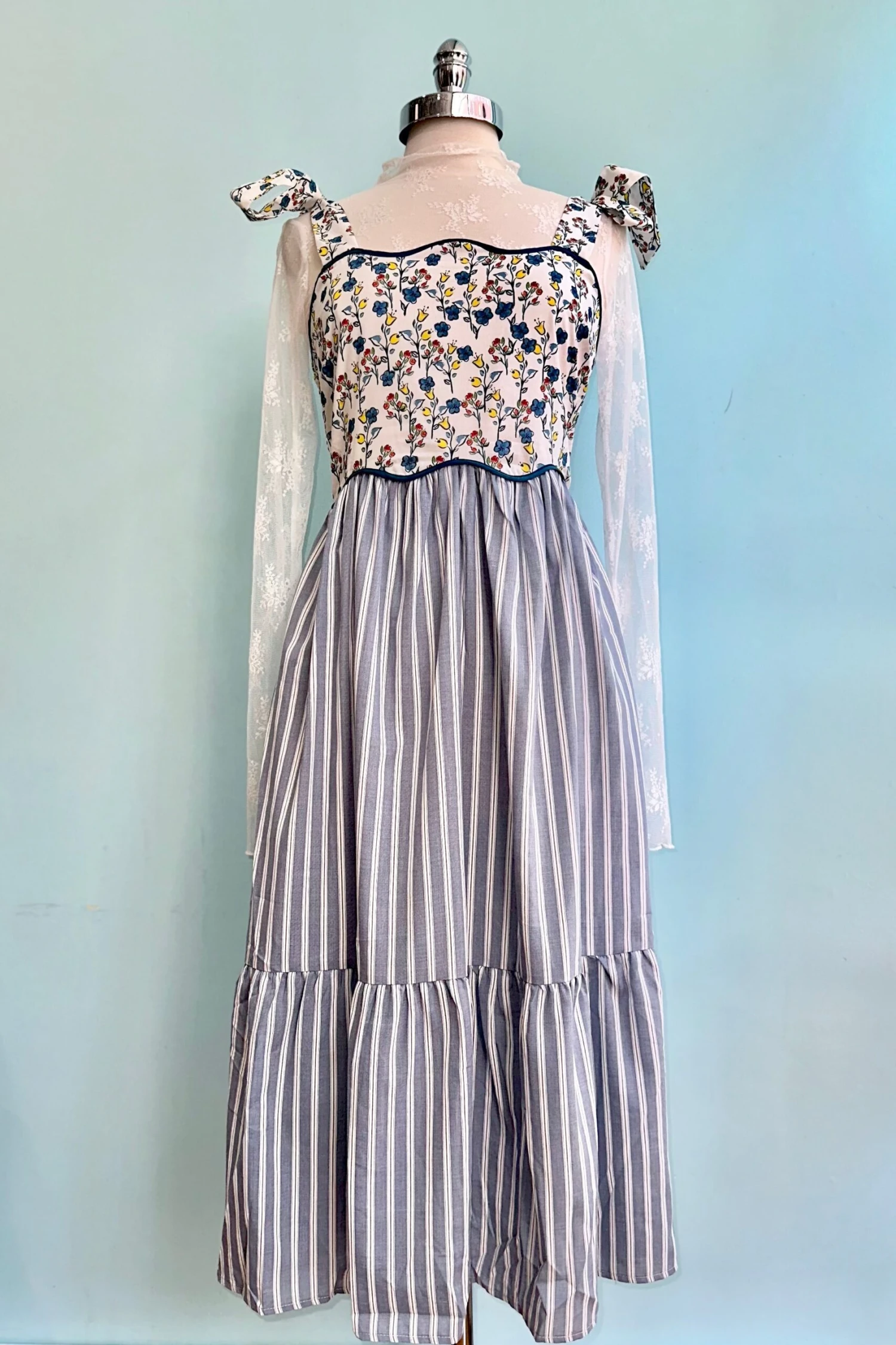 Blue Floral and Striped Print Midi Dress Blue Floral And Striped Print Midi Dress -MODERN MILLIE Shop 4CD1F08C 67BA 4760 B9B1 038FDA6E85DA scaled