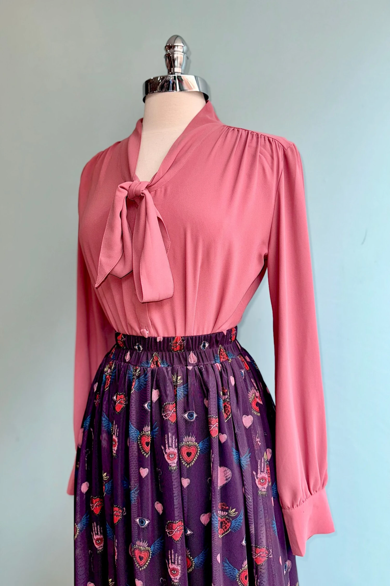 Alchemy Hearts Mesh Midi Skirt by Jawbreaker Alchemy Hearts Mesh Midi Skirt By Jawbreaker -MODERN MILLIE Shop 4F19CF6F 8DE3 4D47 B3E8 9AC9ECE282F5 scaled