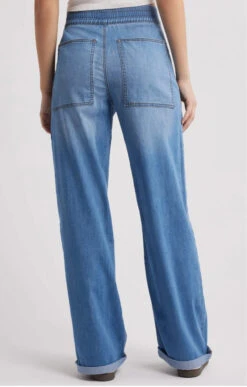 Chambray Elastic Waist Wide Leg Utility Pants By 1822 Denim -MODERN MILLIE Shop 530aff7d7a74a4bbaaed437e32b3441c5b36d5a318d5eb4c6adb4d95d71b1cd8