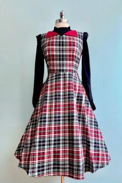 Boat Day Dress In Navy Plaid By Banned 4 Boat Day Dress In Navy Plaid By Banned -MODERN MILLIE Shop 54436DF9 FE31 49D0 BA5D A4793AE5D4F2