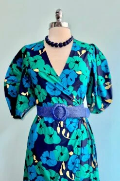 Emerald And Navy Balloon Sleeve Wrap Dress -MODERN MILLIE Shop 56ED520D 9E32 437D B353 BB9B7AD939A7