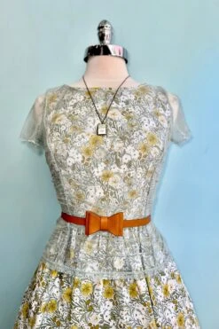 Sage Ruched Short Sleeve Mesh Top -MODERN MILLIE Shop 5C981FB7 FF14 467B BBA7 80BEB61C8615