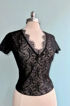 Black Short Sleeve Fitted Lace Floral Top By Jawbreaker 6 Black Short Sleeve Fitted Lace Floral Top By Jawbreaker -MODERN MILLIE Shop 5E6A5864 6D71 473D AF42 C63D37A14707