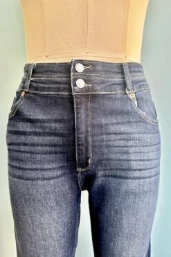 Double Button High Waisted Bootcut Jeans By Artemis Vintage -MODERN MILLIE Shop 5E9D443C 135E 423A B903 343F6BDAE3F7