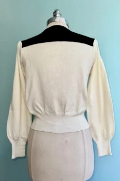 Mushroom Embroidered Cardigan Sweater -MODERN MILLIE Shop 6D3C5CA4 C48C 4969 8668 4A913FBF8DB5