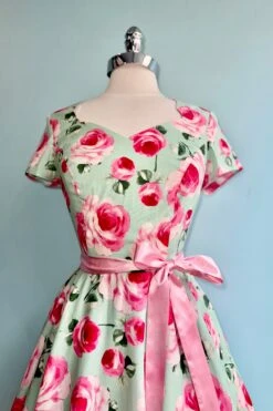 Camille Mint And Rose Floral Dress By Hell Bunny -MODERN MILLIE Shop 7144B8D2 9D99 438E B0F0 39AF19244DF7