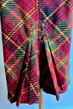 Red & Green Plaid Pencil Skirt -MODERN MILLIE Shop 71A902B2 46E1 458A 9025 234917BFB92B