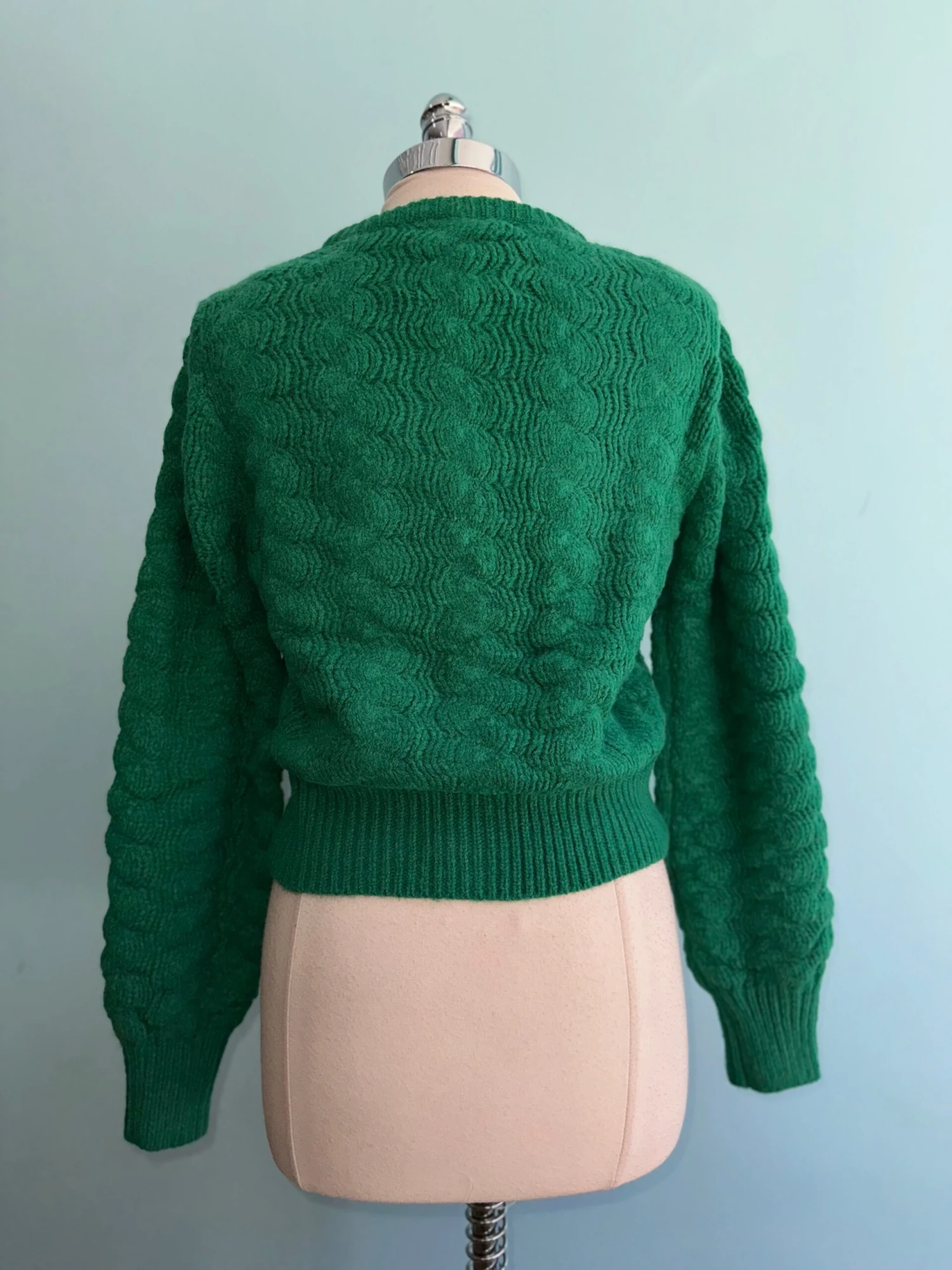 Green Knit Cardigan with Rosette Detail Green Knit Cardigan With Rosette Detail -MODERN MILLIE Shop 72E7DAB7 B765 48D6 9E97 83ABEE8D4E94 scaled