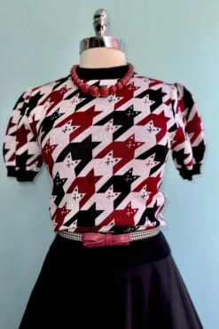 Burgundy And Black Cat Short Sleeve Sweater 4 Burgundy And Black Cat Short Sleeve Sweater -MODERN MILLIE Shop 7603550D 7AB3 476F 8F10 B2337995A82D