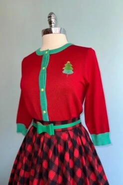 Holiday Cake Embroidered Leslie Cardigan By Miss Lulo -MODERN MILLIE Shop 811521F5 DB78 421E 8B4D 57F700900F6E