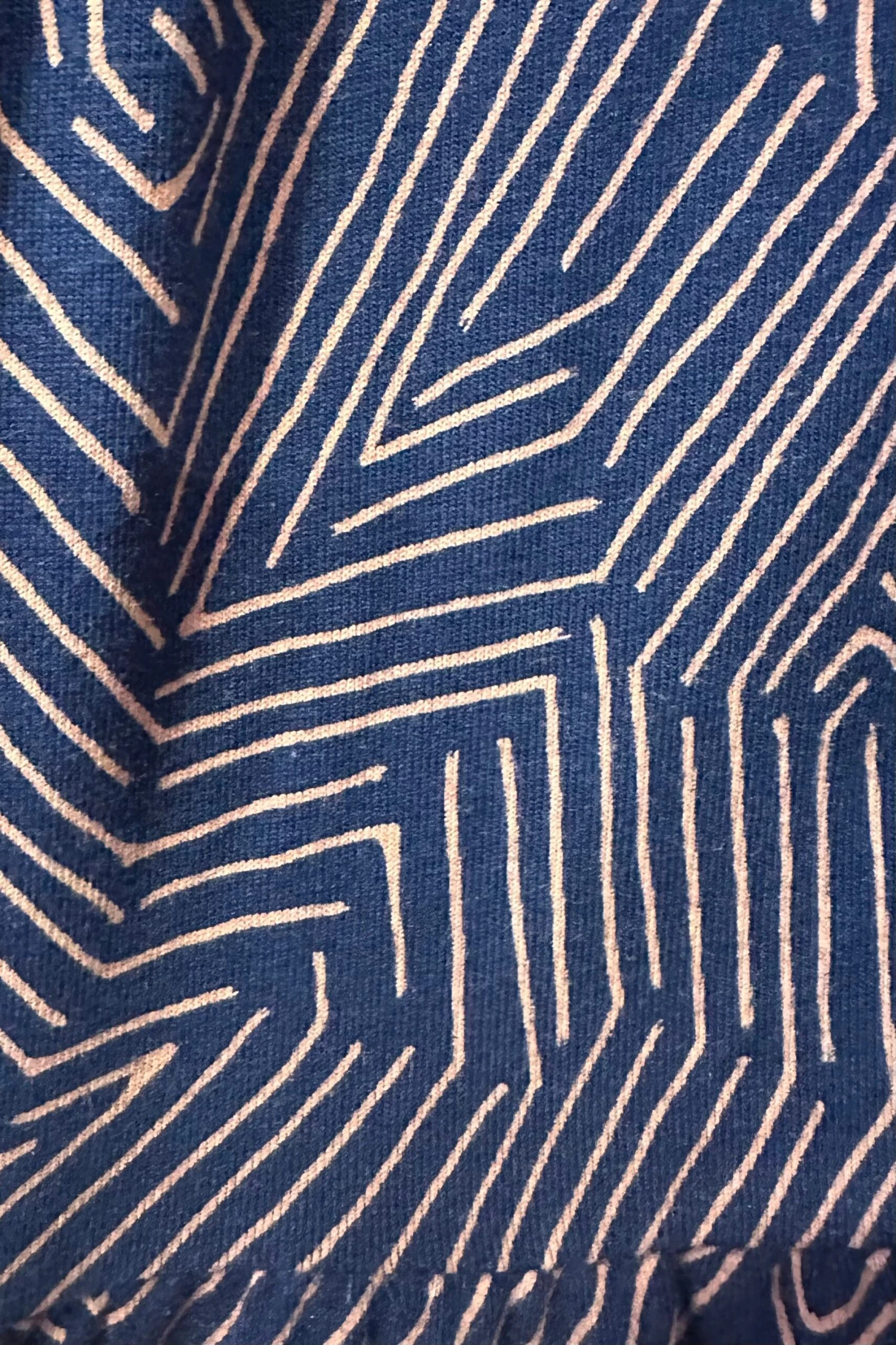 Tree Rings Navy and Pink Tiered Jersey Dress by Mata Traders Tree Rings Navy And Pink Tiered Jersey Dress By Mata Traders -MODERN MILLIE Shop 81820449 6B7E 4745 83BC 96CF93A8E373 scaled