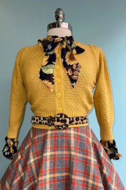 Mustard And Rust Flannel Circle Skirt By Heart Of Haute 7 Mustard And Rust Flannel Circle Skirt By Heart Of Haute -MODERN MILLIE Shop 82E94621 99BC 4F47 B73D 21E4E5661C92