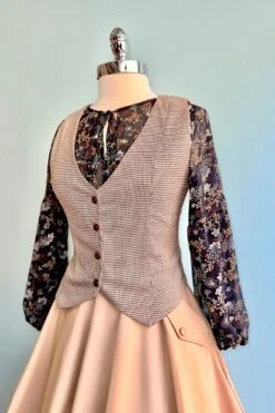 Tan Delilah Circle Skirt By Tatyana 6 Tan Delilah Circle Skirt By Tatyana -MODERN MILLIE Shop 8856D359 018A 4F31 8166 5F953C8277F3