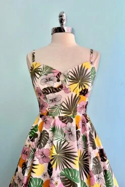 Benita Tropical Floral 50's Dress By Hell Bunny -MODERN MILLIE Shop 8D83EBD2 D371 4AEE BAA6 4C63B2F37682